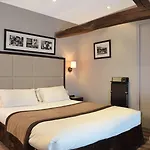 Hotel Bastille Speria 3*