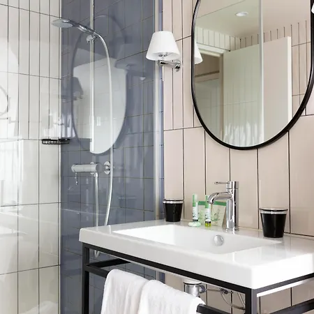 Bastille Speria Hotel