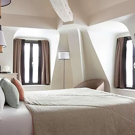 Hotel Bastille Speria 3*
