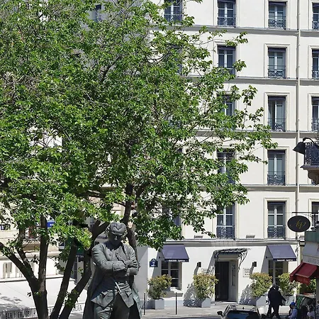 Bastille Speria Hotel 3*